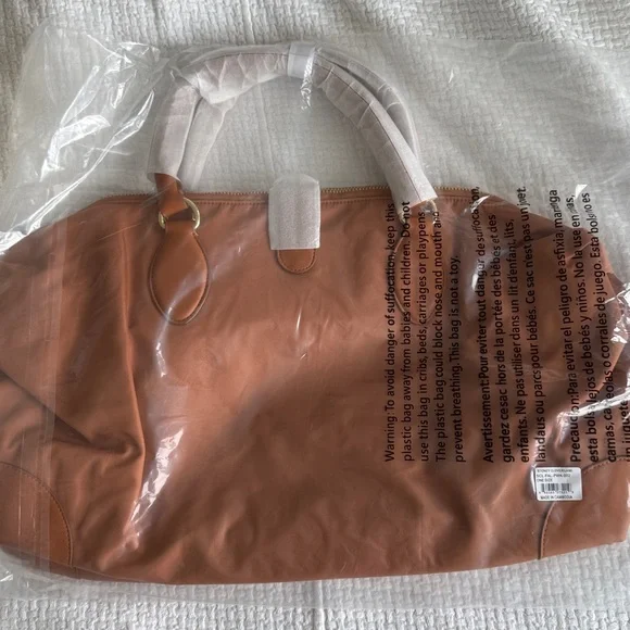 Stoney Clover Lane Weekender Duffle in Camel NEW - Picture 4 of 8